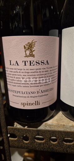 Abruzzerne Montepulciano d'Abruzzo Spinelli La Tessa Ikke årgangsbestemt