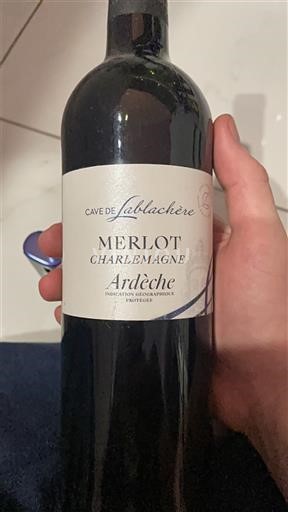 Alpes e regiões Ródano Ardèche Cave de Lablachère Charlemagne 2022