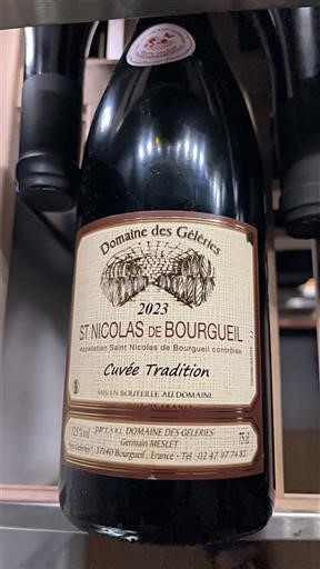 Thung lũng sông Loire Saint-Nicolas-De-Bourgueil Domaine Des Géleries Tradition 2023