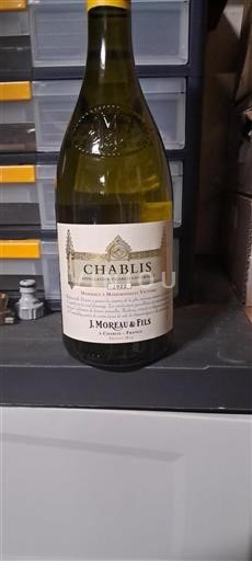 Burgund Chablis J. Moreau & Fils Hommage à Mademoiselle Victoire 2022