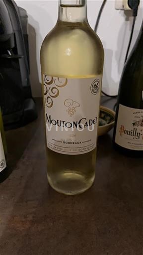 Bordeaux Mouton Cadet Không niên vụ