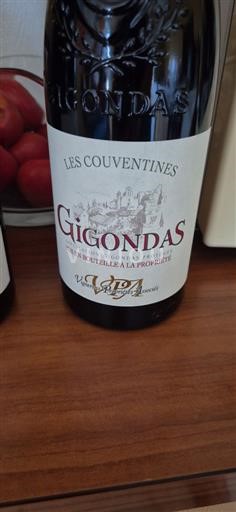 Rhônen laakso Gigondas Vignerons Propriétés Associés Les Couventines 2022