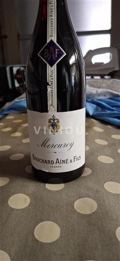 Burgundi Mercurey Bouchard Aîné & Fils Ei vuosikertaa