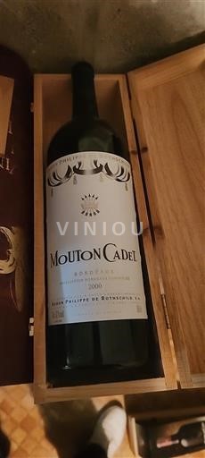 Bordeaux Baron Philippe de Rothschild Mouton Cadet 2000