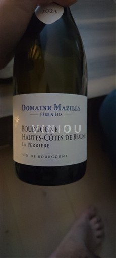 Burgundi Beaunen Ylämaat Domaine Mazilly Père & Fils La Perrière 2023