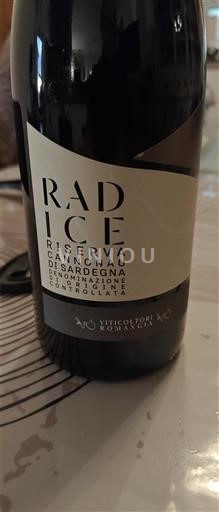 Vinos Rouge sec Radice Riserva Vittoria Romangia 2016 Italia Cerdeña Cannonau de Cerdeña DOC