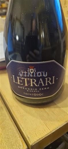 Tridentsko-Horní Adiže Letrari Dosaggio Zero Riserva 2017