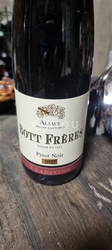 Alsace Bott Frères Pinot Noir 2022