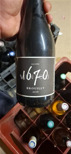 Beaujolais Brouilly 1670 2016