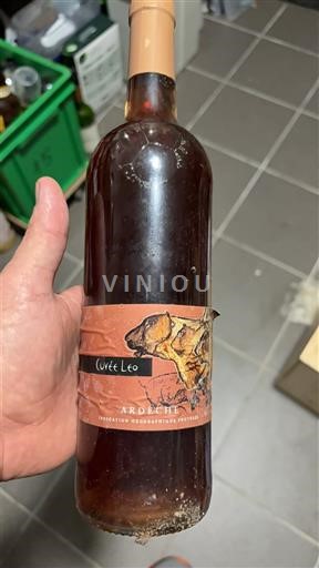 Alpe in reke Rona Ardeška. Cuvée Léo Neleten.