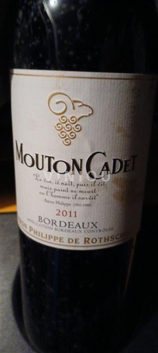 Bordeaux Mouton Cadet 2011