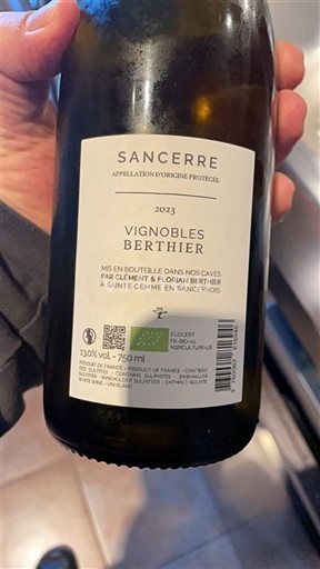 Thung lũng sông Loire Sancerre. Vignobles Berthier 2023