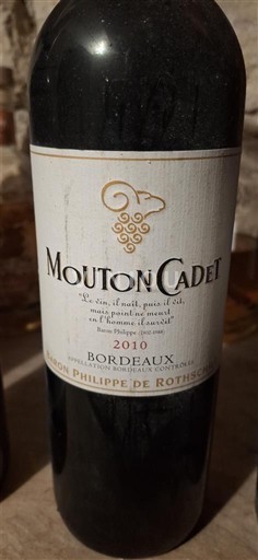 Bordeaux Baron Philippe de Rothschild Mouton Cadet 2010