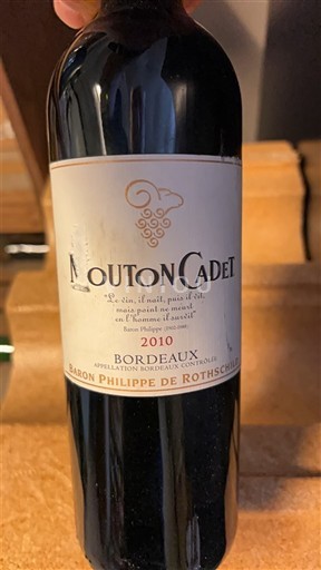 Бордо Baron Philippe de Rothschild Mouton Cadet 2010