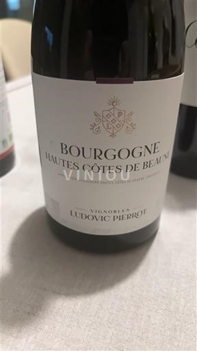 Burgundi Beaunen Ylämaat Vignobles Ludovic Pierrot Ei vuosikertaa