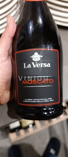 Lombardy Không được chỉ định La Versa Moscato Không niên vụ