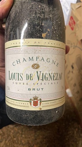Šampanja Šampanjec Louis de Vignezac Spéciale Neleten.