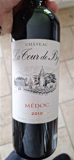 Bordeaux Médoc Château La Cour de By 2010