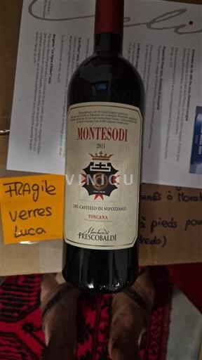 Toscana Không được chỉ định Castello di Nipozzano Montesodi 2011