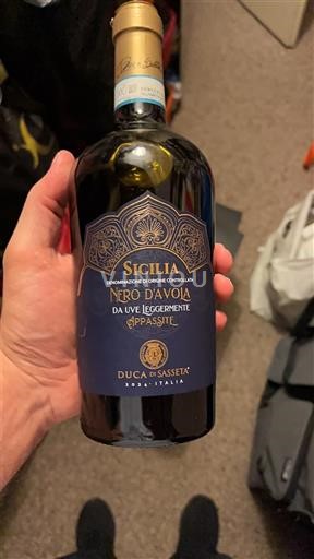 Vinos Rouge sec Nero d'Avola Da Uve Leggermente Appassite Duca di Sasseta 2024 Italia Sicilia IGT