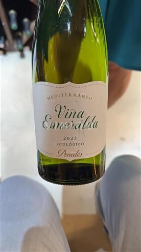 Catalonia Penedès Viña Esmeralda 2023