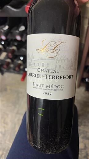 Бордо Го-Медок Château Larrieu-Terrefort 2022