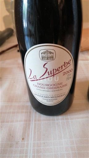Borgoña No especificado Mongeard-Mugneret La Superbe 2000