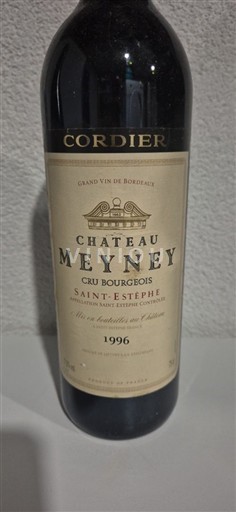 Bordeaux Saint-Estèphe Cru Bourgeois Château Meyney 1996