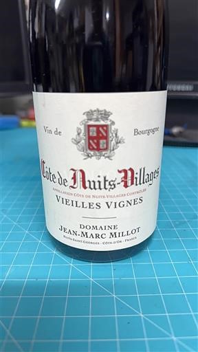 Burgundsko Côte de nuits villages Domaine Jean-Marc Millot Vieilles Vignes 2018