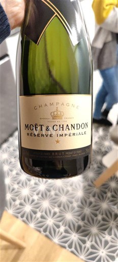 Champagne Šampanské Moët & Chandon Réserve Impériale Neročník