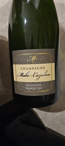 Rượu vang sủi bọt Blanc brut Tradition Mahé-Cazaban Non millésimé Pháp Champagne Không được chỉ định AOC