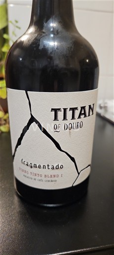 Douro Titan of Douro Fragmentado 2021