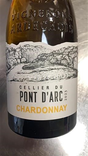 Alpe in reke Rona Ardeška. Cellier du Pont d'Arc 2023