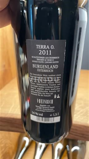 Vini Rouge sec Terra O. Heinrich 2011 Austria Burgenland Non specificato