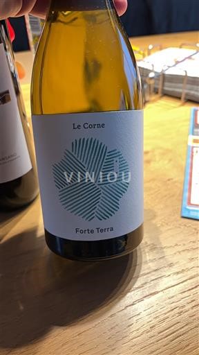 Jura No se traduce. Le Corne Forte Terra Sin añada