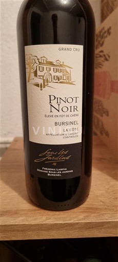 Vaud La Côte AOC Domaine Sous les Jardins Pinot Noir Neleten.