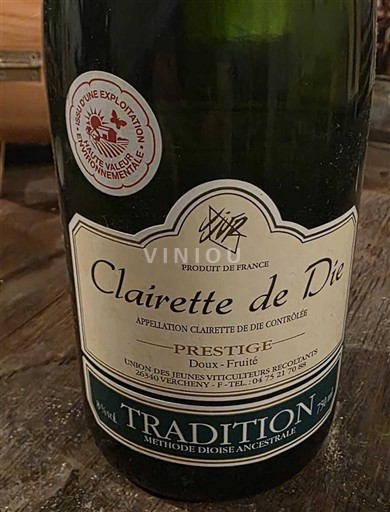 Rhône Valley Clairette de Die Union des Jeunes Viticulteurs Récoltants Prestige Tradition Non-Vintage