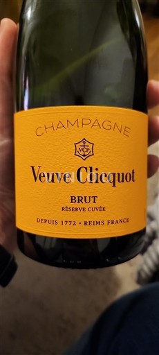Champagne Veuve Clicquot Brut Réserve Ikke-årgang