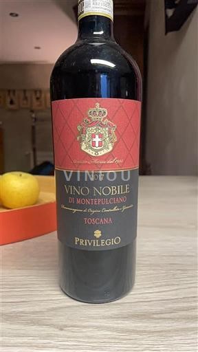 Wines Rouge sec Privilegio 2017 Italy Tuscany Vino Nobile di Montepulciano DOCG