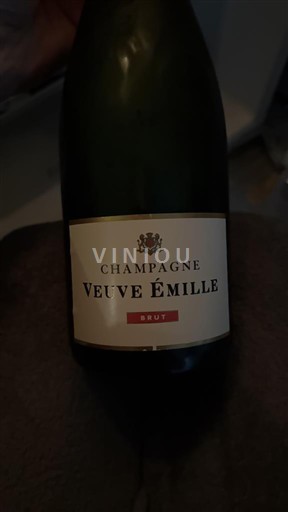 Champagne Sâm-panh Veuve Émile Không niên vụ