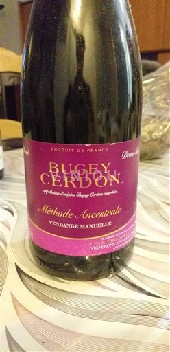 Savoja in Bugej Bugey-Cerdon Vignerons de Cerdon Neleten.