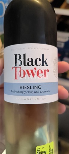 Rheinhessen Määrittelemätön Reh Kendermann Black Tower Ei vuosikertaa