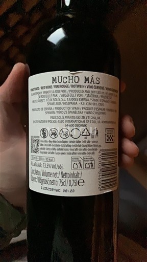 Kastilja-Mança E paspecifikuar Mucho Más Jo Viti