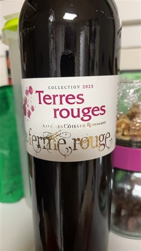 Meknès Không được chỉ định La ferme rouge Terre, rouge 2023