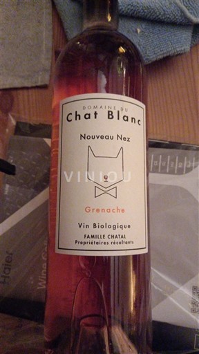 Provence, Ala-Rhônen laakso, Korsika Vaucluse Domaine Chat Blanc Nouveau Nez 2023