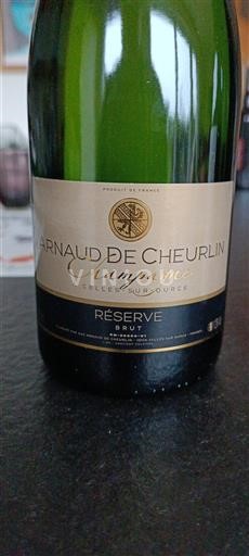 Šampanja Šampanjec Arnaud de Cheurlin Réserve Brut Neleten.