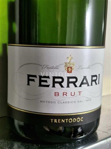 Šumivá vína Blanc brut Ferrari brut Ferrari 2024 Itálie Tridentsko-Horní Adiže DOC
