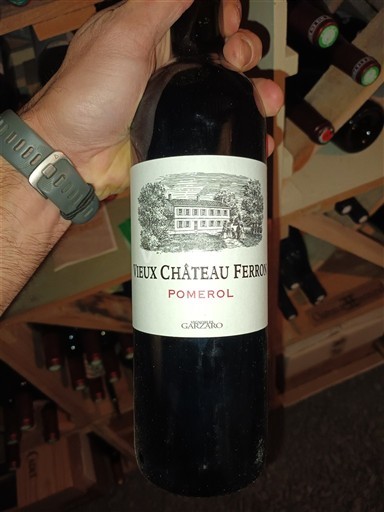Bordeaux Pomerol Château Vieux Château Ferron Ei vuosikertaa
