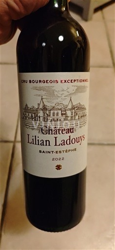Bordeaux Saint-Estèphe Cru Bourgeois Exceptionnel Château Lilian Ladouys 2022