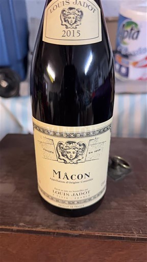 Burgundi Mâcon ja Mâcon-kylät Louis Jadot 2015